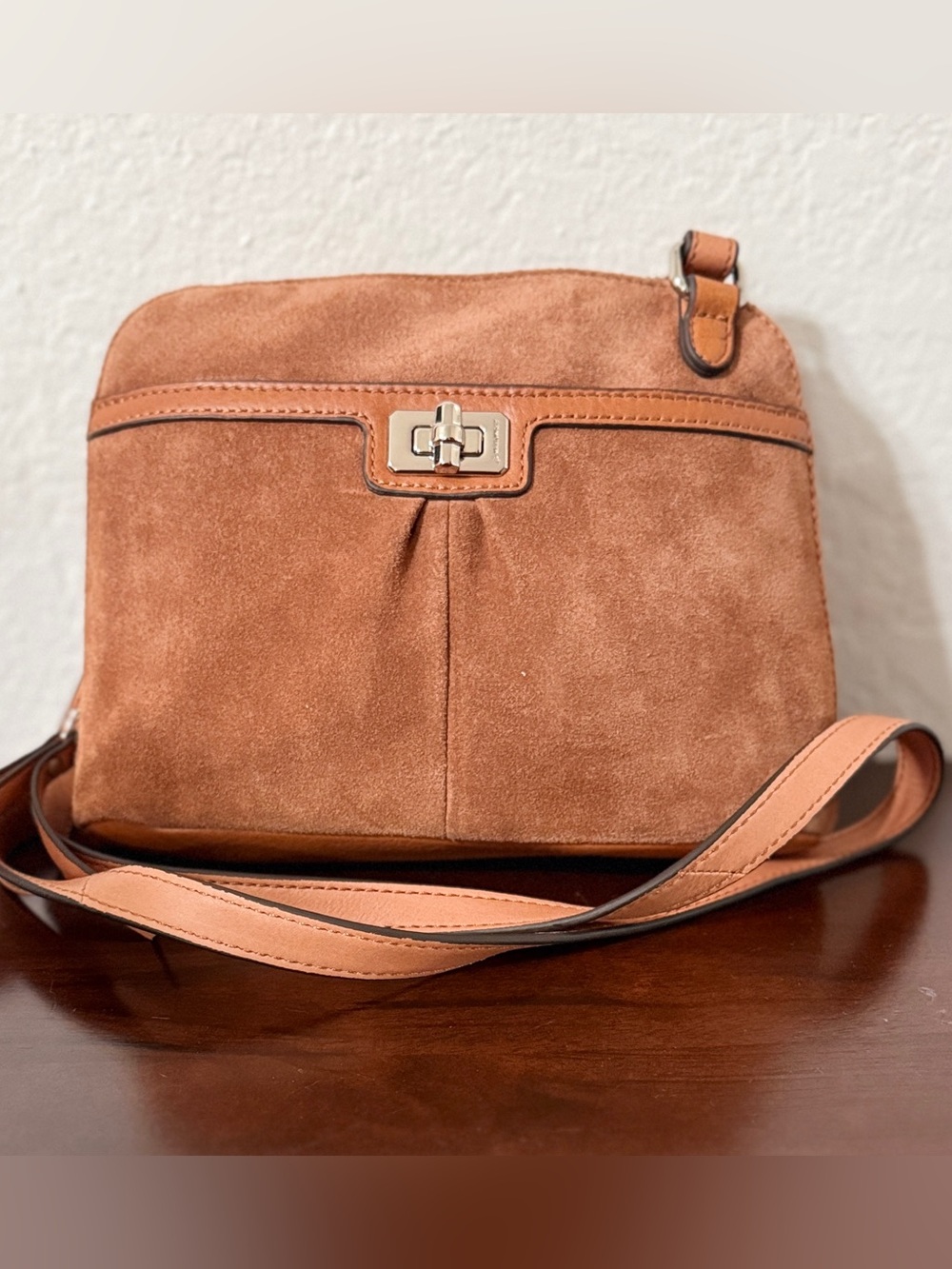 B. Makowsky Light Brown Suede Crossbody Bag. EUC